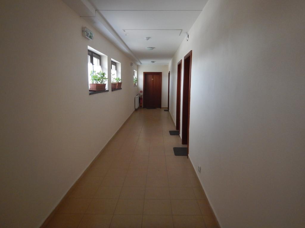 Konsky Dvor Hotel Brzotin Ngoại thất bức ảnh